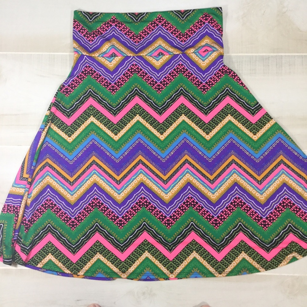 🌈🌈🌈 LuLaRoe Azure skirt 🌈🌈🌈